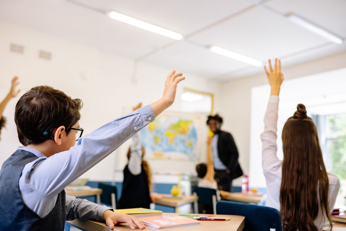 Hoe oud ben je in groep 7? Leeftijd en wat er dit jaar verandert