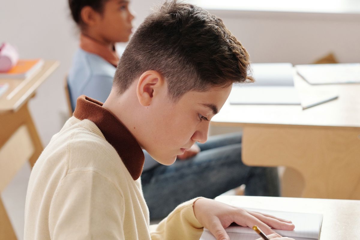 Wat is vmbo-tl? De theoretische leerweg en het verschil met gl